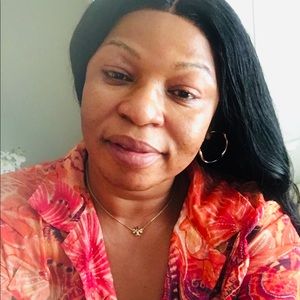 Meet your Posher, Absatu